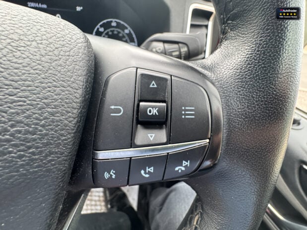 Ford Transit Custom LWB L2H1 Low Roof 290 Sport Alloys Air Con Sensors 18