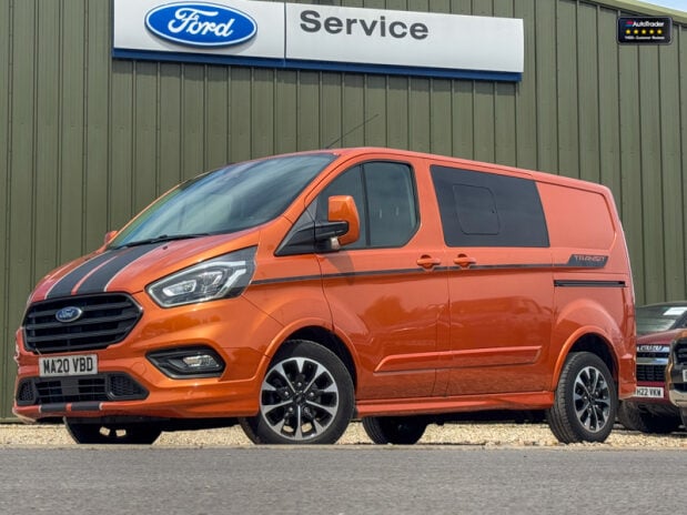 Ford Transit Custom Crew Cab [SOLD MT] SWB L1H1 Low Roof 320 Sport Air Con Sensors EURO 6 NO VA 2