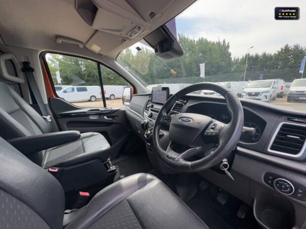 Ford Transit Custom Crew Cab [SOLD MT] SWB L1H1 Low Roof 320 Sport Air Con Sensors EURO 6 NO VA 20
