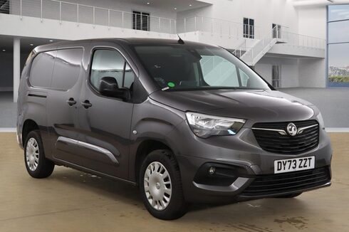 Vauxhall Combo SWB L1H1 Low Roof 2300 Pro Air Con Camera Navigation Sensors EURO 6