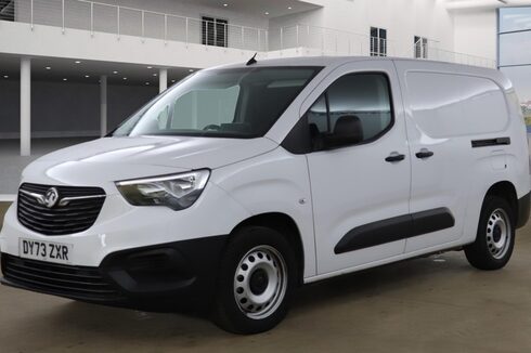 Vauxhall Combo SWB L1H1 Low Roof 2300 Prime Air Con Side Doors EURO 6