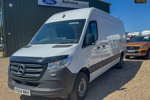 Mercedes-Benz Sprinter LWB L3H2 Medium Roof 315 Cdi Progressive Camera Sensors EURO 6