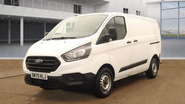 Ford Transit Custom SWB L1H1 Low Roof 340 Leader Air Con Camera Sensors EURO 6 1