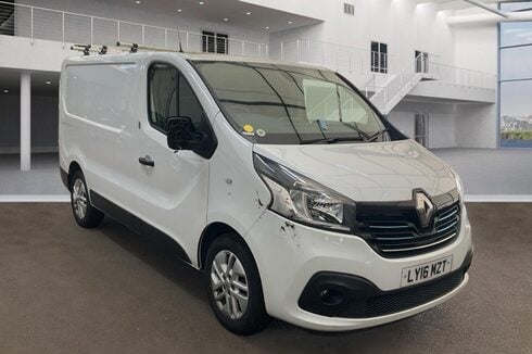 Renault Trafic SWB L1H1 Low Roof Sport Energy Alloys Air Con Nav Sensors NO VAT