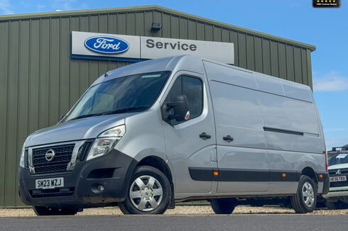 Nissan Interstar AUTO LWB L3H2 Dci Tekna Air Con Camera Nav Sensors EURO 6 NO VAT