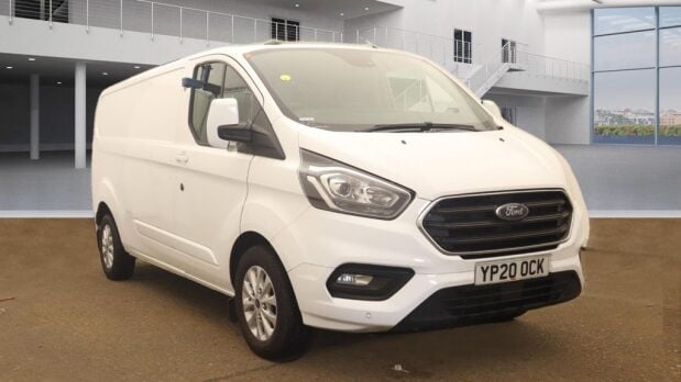 Ford Transit Custom LWB L2H1 Low Roof 300 Limited Alloys Air Con Sensors EURO 6 2