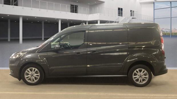 Ford Transit Connect LWB L2H1 Low Roof 250 Limited Alloys Air Con Sensors EURO 6 NO VAT 7