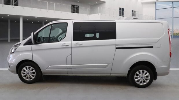 Ford Transit Custom Crew Cab AUTO LWB L2H1 320 Limited Air Con Sensors EURO 6 NO VAT 6