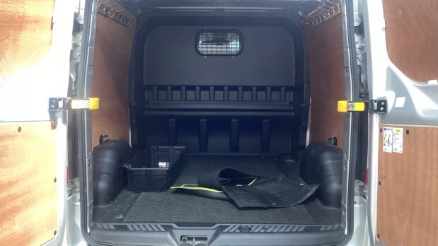 Ford Transit Custom Crew Cab AUTO LWB L2H1 320 Limited Air Con Sensors EURO 6 NO VAT 7