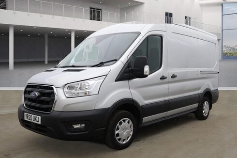 Ford Transit MWB L2H2 Medium Roof 290 Trend Sensors Tow Bar EURO 6