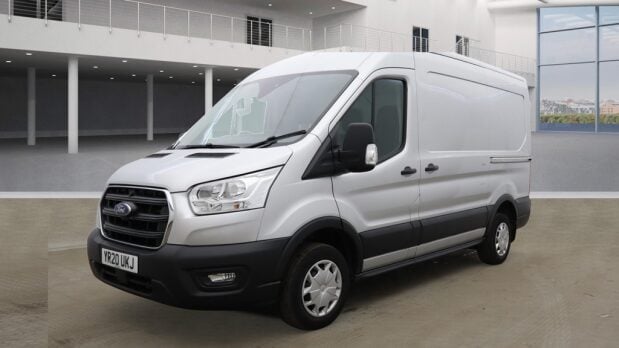 Ford Transit MWB L2H2 Medium Roof 290 Trend Sensors Tow Bar EURO 6 1