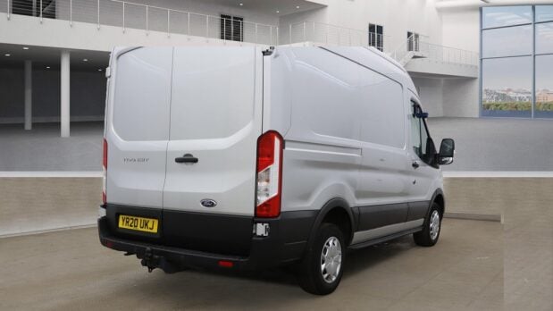 Ford Transit MWB L2H2 Medium Roof 290 Trend Sensors Tow Bar EURO 6 4
