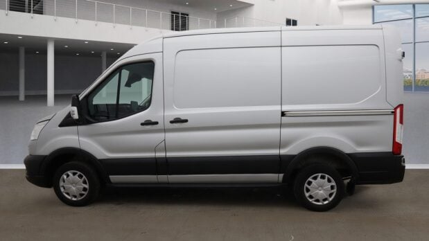Ford Transit MWB L2H2 Medium Roof 290 Trend Sensors Tow Bar EURO 6 7