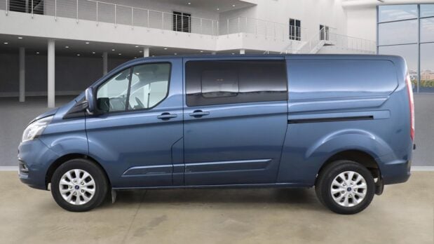 Ford Transit Custom Crew Cab AUTO LWB L2H1 320 Limited Air Con Cam Sensors EURO 6 7