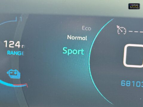 Peugeot 208 50kWh Allure Hatchback 5dr Electric Auto (136 ps) 34