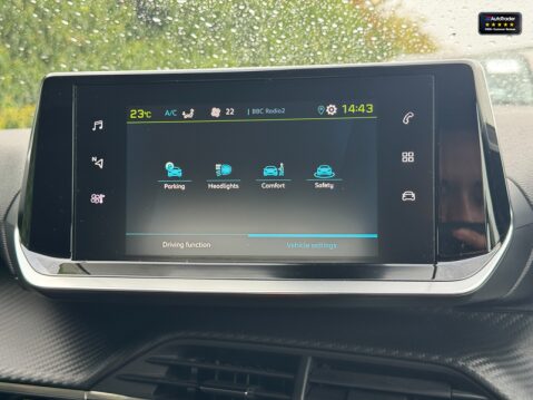 Peugeot 208 50kWh Allure Hatchback 5dr Electric Auto (136 ps) 26