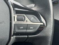 Peugeot 208 50kWh Allure Hatchback 5dr Electric Auto (136 ps) 14