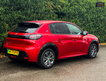 Peugeot 208 50kWh Allure Hatchback 5dr Electric Auto (136 ps) 4