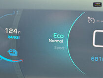 Peugeot 208 50kWh Allure Hatchback 5dr Electric Auto (136 ps) 32