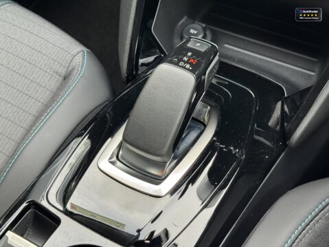 Peugeot 208 50kWh Allure Hatchback 5dr Electric Auto (136 ps) 30