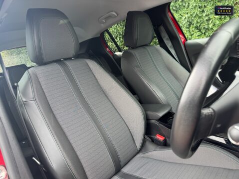 Peugeot 208 50kWh Allure Hatchback 5dr Electric Auto (136 ps) 11
