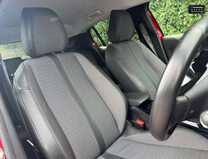 Peugeot 208 50kWh Allure Hatchback 5dr Electric Auto (136 ps) 11
