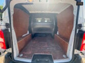 Peugeot Expert Crew Cab SWB L1H1 Low Roof Bluehdi Professional Air Con Sensors EURO 6 10