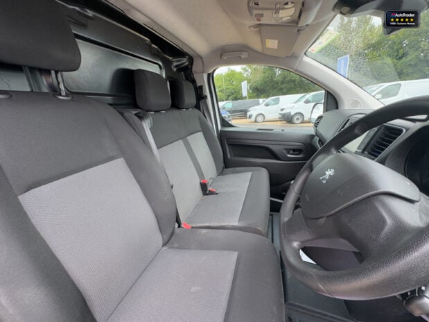 Peugeot Expert MWB L2H1 Bluehdi Professional Premium Plus Air Con Cruise SELECT 15