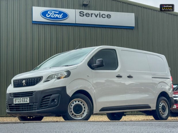 Peugeot Expert MWB L2H1 Bluehdi Professional Premium Plus Air Con Cruise SELECT 2