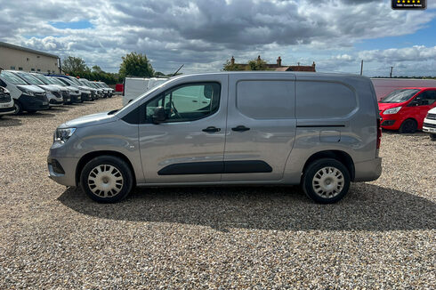 Vauxhall Combo LWB L2H1 2300 Sportive Air Con Cruise EURO 6 NO VAT
