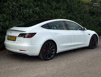 Tesla Model 3 (Dual Motor) Performance Saloon 4dr Electric Auto 4WDE (Performance Upgrade 3