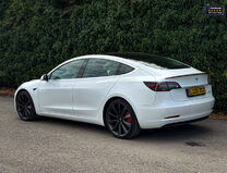 Tesla Model 3 (Dual Motor) Performance Saloon 4dr Electric Auto 4WDE (Performance Upgrade 35