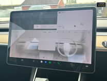 Tesla Model 3 (Dual Motor) Performance Saloon 4dr Electric Auto 4WDE (Performance Upgrade 27