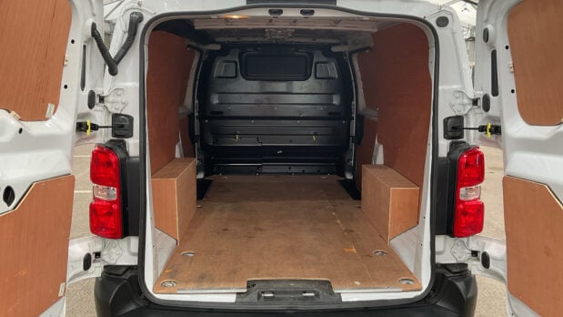 Peugeot Expert LWB L2H1 Low Roof Bluehdi Professional Premium Air Con EURO 6 5