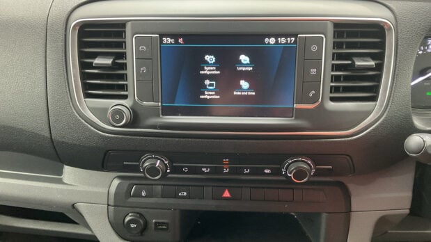 Peugeot Expert LWB L2H1 Low Roof Bluehdi Professional Premium Air Con EURO 6 11