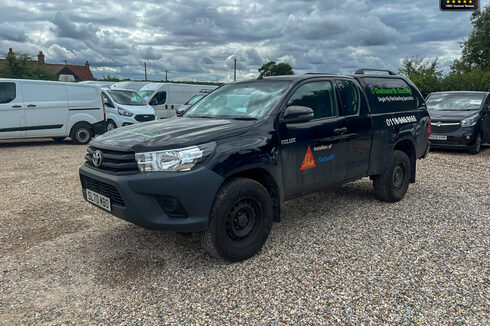 Toyota Hilux Extended Cab 4X4 Active 4WD Air Con EURO 6
