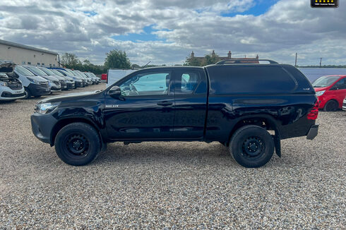 Toyota Hilux Extended Cab 4X4 Active 4WD Air Con EURO 6