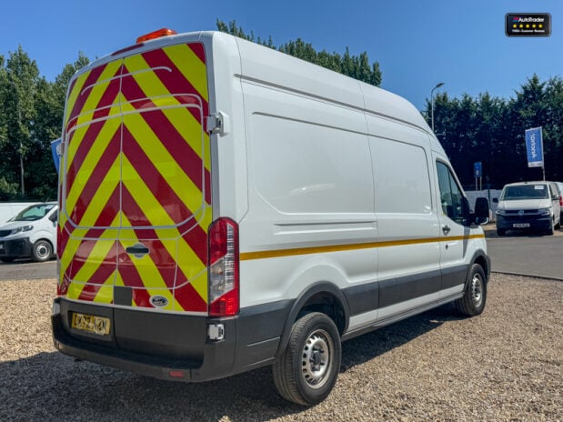 Ford Transit 350 Leader P/V Ecoblue 6