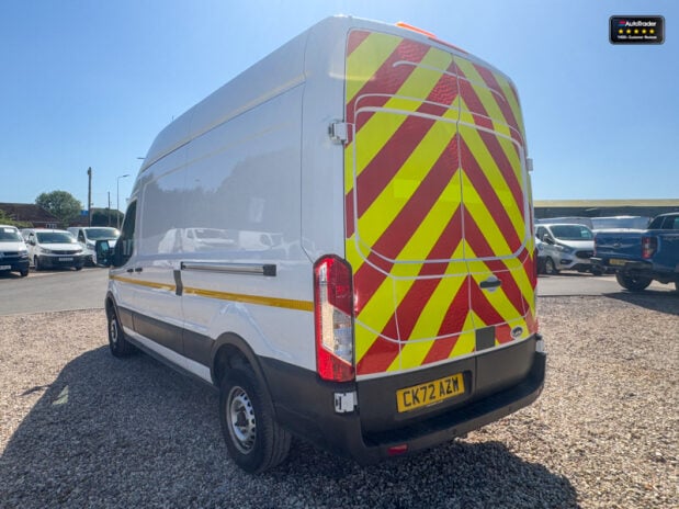 Ford Transit 350 Leader P/V Ecoblue 10