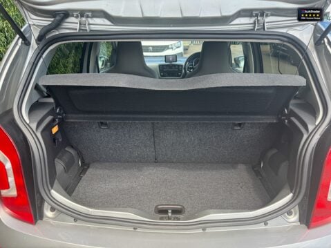 Volkswagen e-up! 18.7kWh e-up! Hatchback 5dr Electric Auto (82 ps) 8