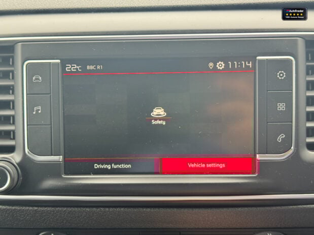 Citroen Dispatch MWB L2H1 1000 Enterprise Edition Bluehdi Air Con Cruise Sensors SELECT 27