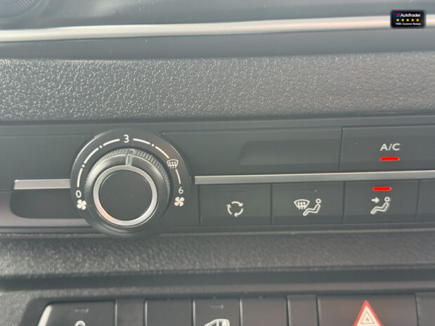 Citroen Dispatch MWB L2H1 1000 Enterprise Edition Bluehdi Air Con Cruise Sensors SELECT 32