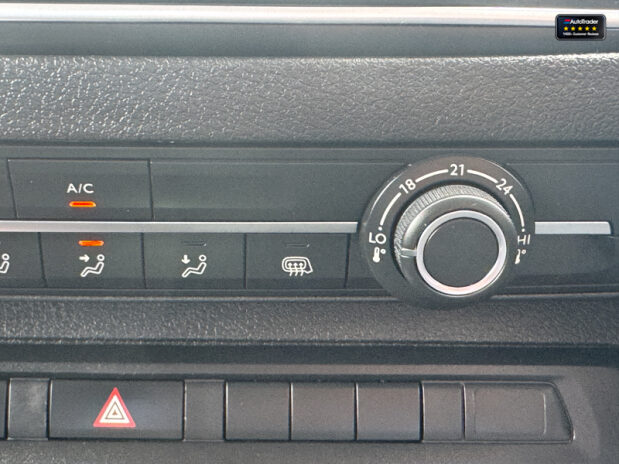 Citroen Dispatch MWB L2H1 1000 Enterprise Edition Bluehdi Air Con Cruise Sensors SELECT 33