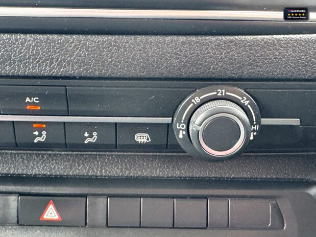 Citroen Dispatch MWB L2H1 1000 Enterprise Edition Air Con Cruise SELECT 32