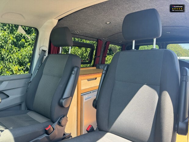 Volkswagen Transporter T30 Highline Manual 8