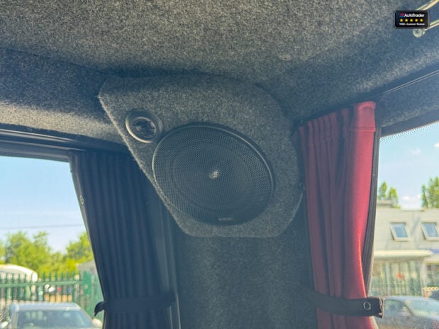 Volkswagen Transporter T30 Highline Manual 15