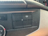 Volkswagen Transporter T30 Highline Manual 30