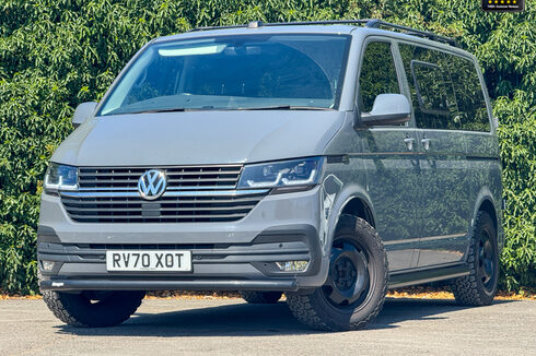 Volkswagen Transporter 2 Berth|2 Belt|Rear Lounge Conversion|Fridge|Solar Panels