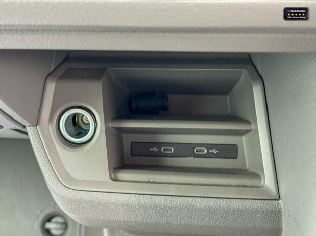 Volkswagen Crafter AUTO LWB L3H3 High Roof Cr35 Trendline Cruise Sensors EURO 6 34