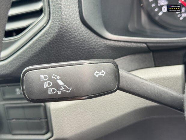 Volkswagen Crafter AUTO LWB L3H3 High Roof Cr35 Trendline Cruise Sensors EURO 6 20